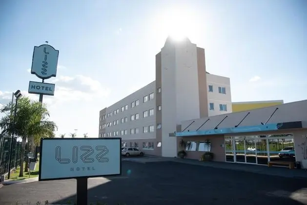 LIZZ Hotel