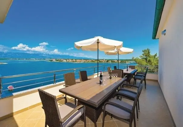 Ljilja - 10m From the sea With Parking - A3