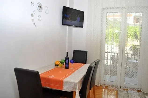 Ljuba - 130 Meter From sea - A4 - Yerinde Yemek