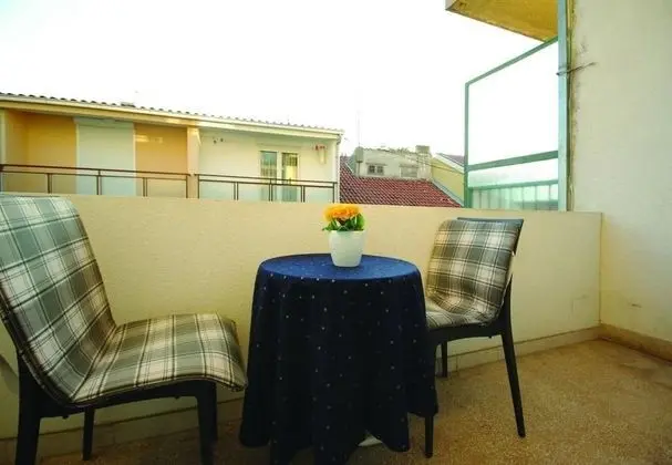 Ljuba - 130 Meter From sea - SA6