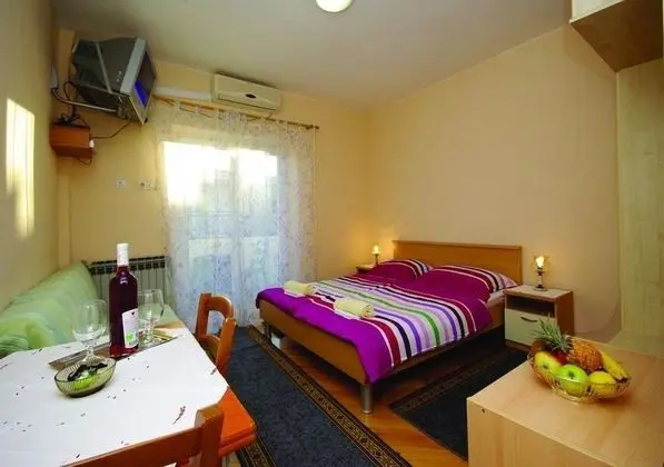 Ljuba - 130 Meter From sea - SA6 - Oda Düzeni
