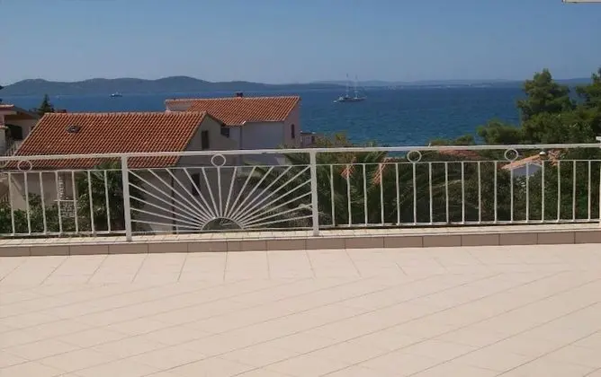 Ljuba - Large Terrace - A2 - Oda Manzaraları