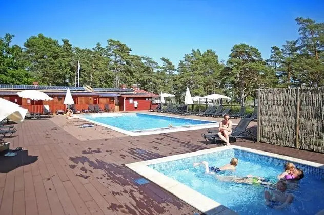 Ljugarns Semesterby & Camping - Havuz