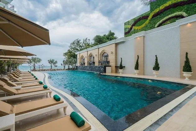 LK Emerald Beach - Havuz