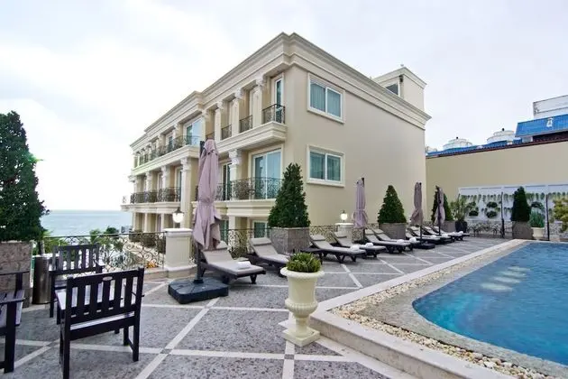 LK The Empress Pattaya - Havuz