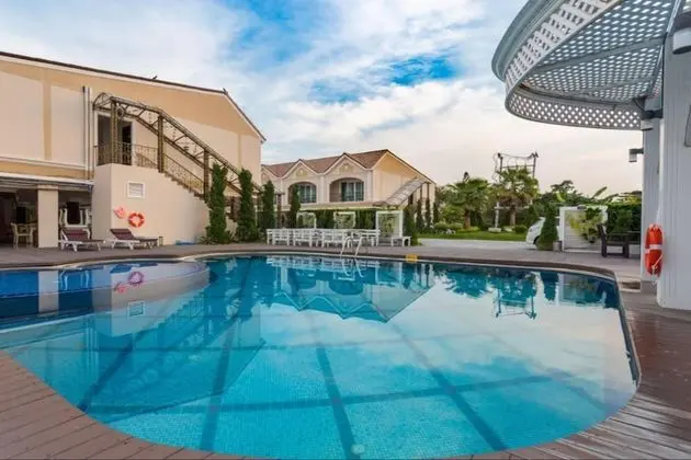 LK Majestic Villa - Havuz