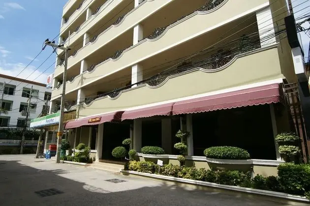 LK Royal Suite Pattaya - Dış Mekan