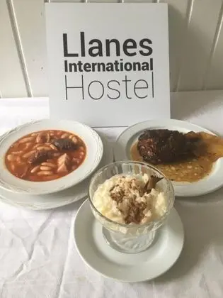 Llanes International Hostel - Yerinde Yemek