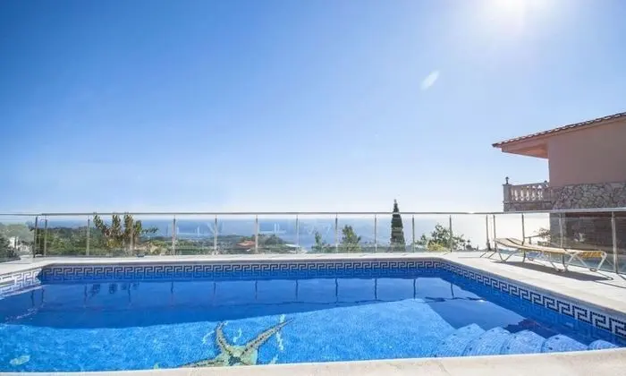 Villa in Lloret de Mar - 104817 by MO Rentals - Havuz