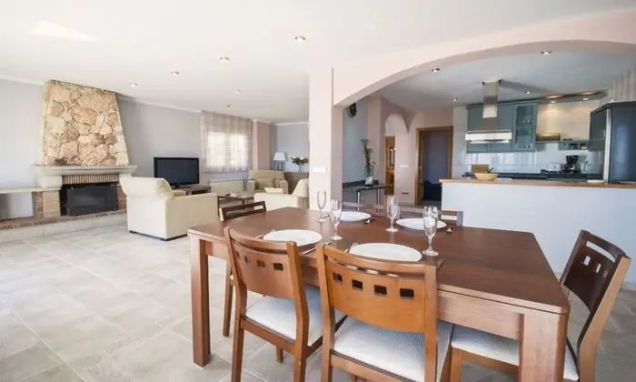 Villa in Lloret de Mar - 104817 by MO Rentals - Mutfak