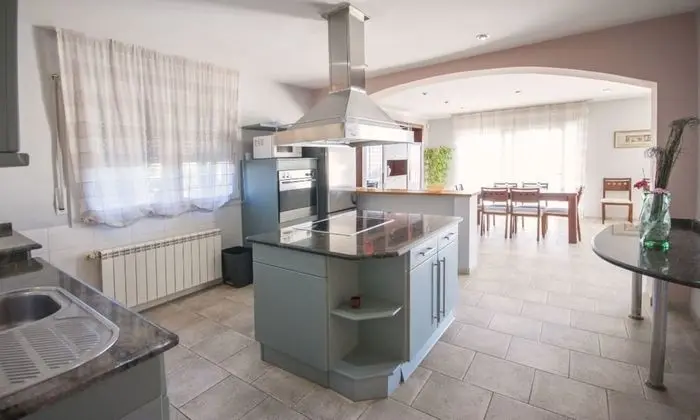 Villa in Lloret de Mar - 104817 by MO Rentals - Oda