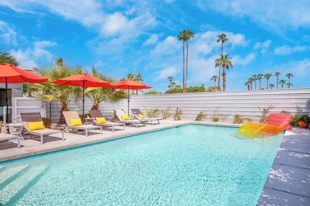 Lloyd by Avantstay Palm Spring Paradise w/ Pool, Large Yard & Table Tennis! Permit#3779 - Öne Çıkan Resim