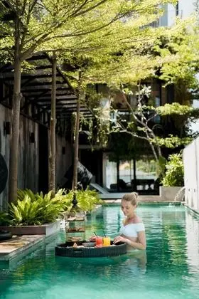 Lloyd's Inn Bali - CHSE Certified - Havuz