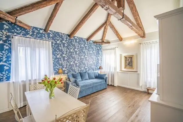 Lo Squero 3 Apartment With Balcony in Dorsoduro