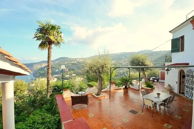 Villa Lobra