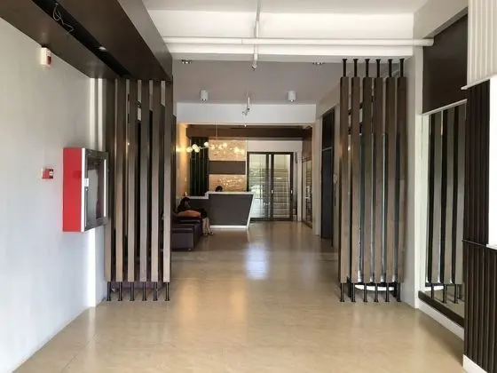 LOC Residence Inn - Lobi