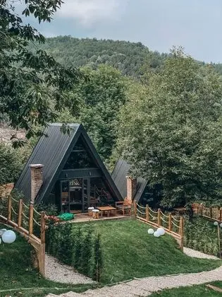 Loca Bungalov