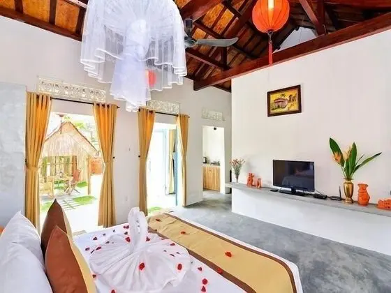Local Beach Homestay - Oda