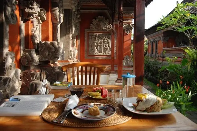 Local Family House