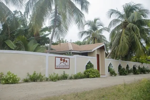 Local Island Inn
