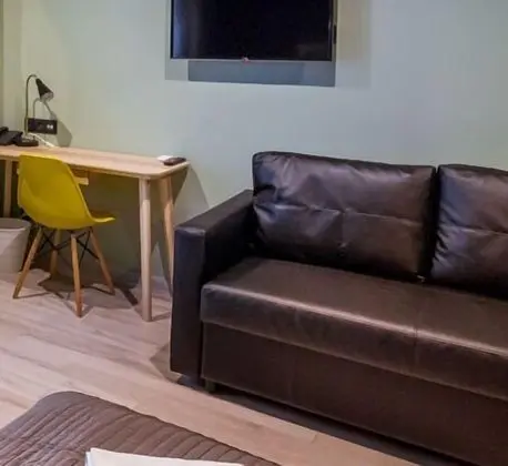 Local Hotel - Öne Çıkan Resim