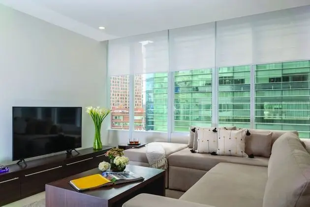 The Local Way - Botticelli Tower Polanco