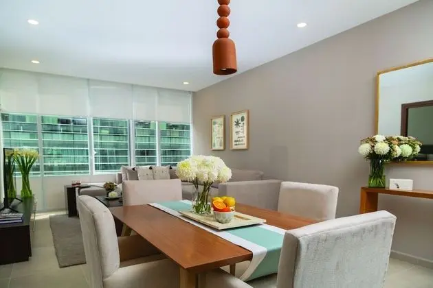 The Local Way - Botticelli Tower Polanco - Havuz