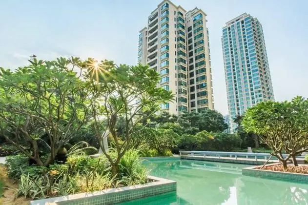 Locals Boutique Apartment Huafa Plaza 15