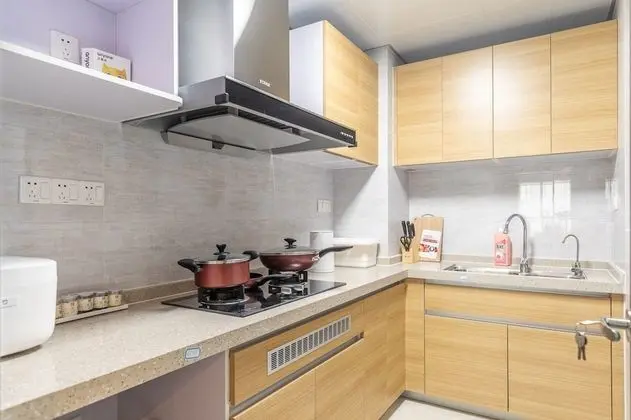 Locals Boutique Apartment Huafa Plaza 26 - Mutfak