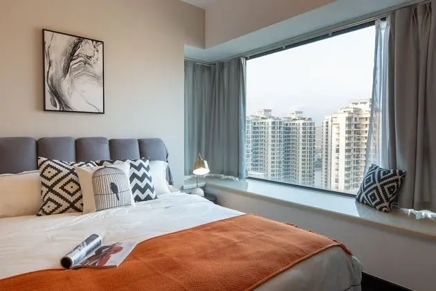 Locals Boutique Apartment Huafa Plaza 38