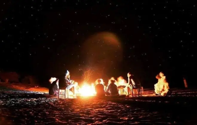 Locals Under Stars Trips - Öne Çıkan Resim