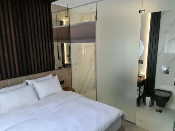 The Location Hotel - Genel