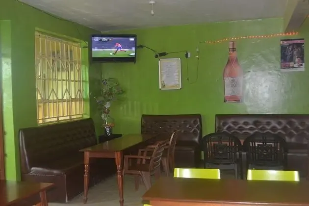 Location Plaza Restaurant