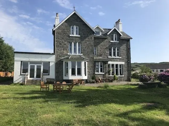 Loch Shiel Hotel