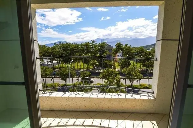 Locking Taitung B&B
