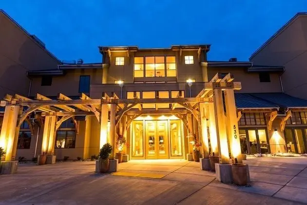 The Lodge at Columbia Point - Dış Mekan