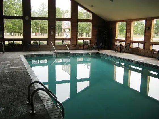 The Lodge at Crooked Lake - Havuz