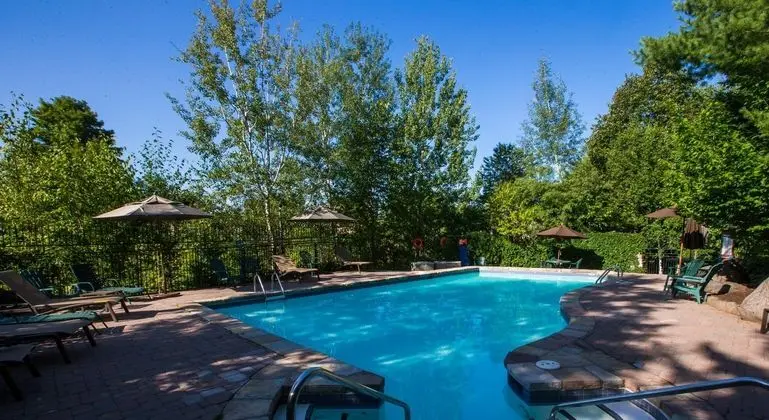 Lodge de la Montagne - Havuz