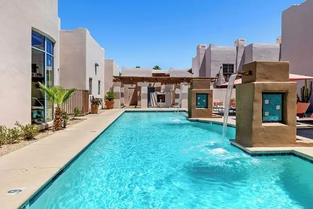 Lodge on the Desert - Havuz