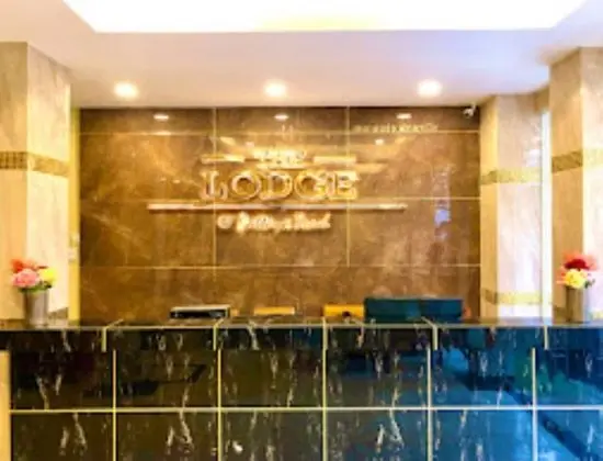 The Lodge Pattaya - İç Mekan