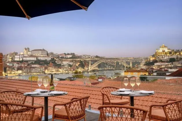 The Lodge Porto Hotel. - Havuz