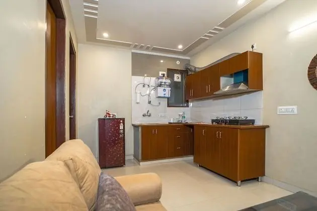 The Lodgers Two BHK serviced Apartment - Yerinde Yemek