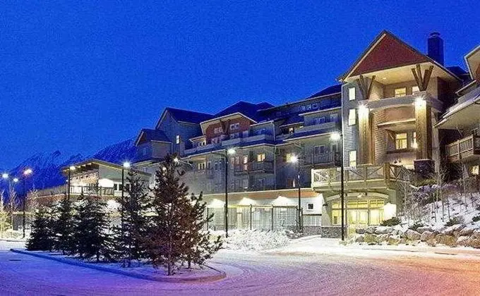 Lodges at Canmore