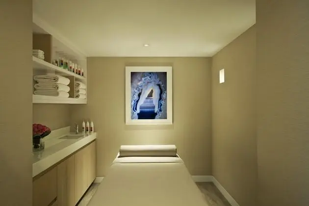 Loews Regency - Spa