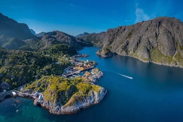 Lofoten Cottages