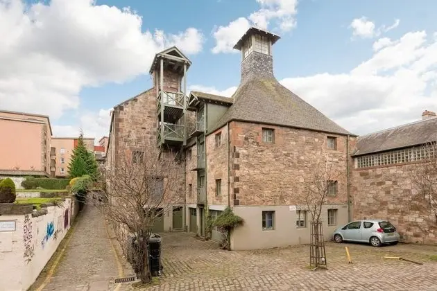 Loft at the Brewery in Edinburgh Old Town - Dış Mekan