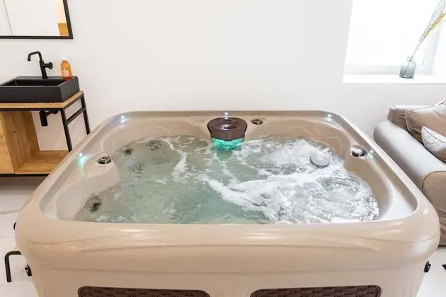 Loft Love Room Jacuzzi Privatif Marseille - Spa