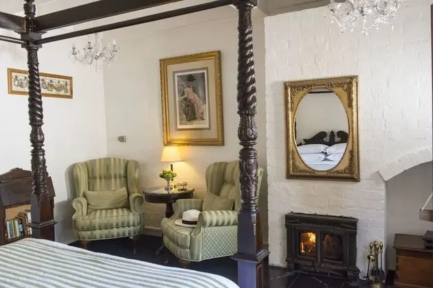 The Loft In The Mill Boutique Accommodation - Oda Düzeni