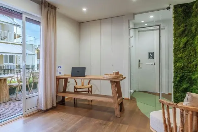 LOFUS bio-suites - Lobi