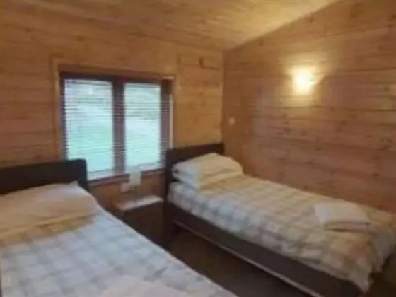 The Log Cabin Glebe Farm - Oda